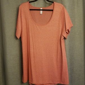 LulaRoe Classic T 2xl Red and White Heathered
